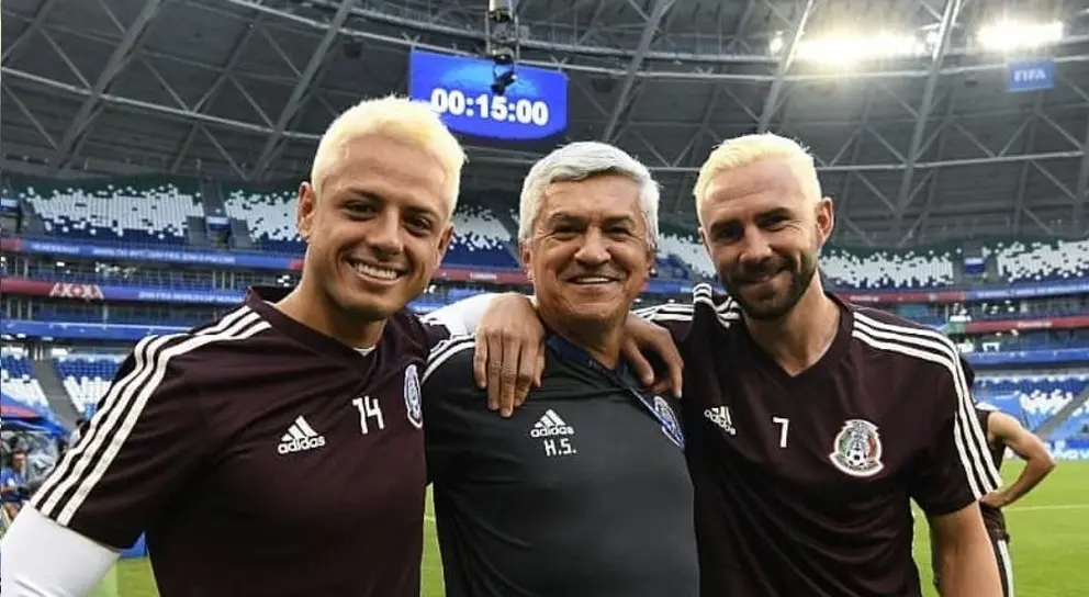 Chicharito, Layún, preparador físico