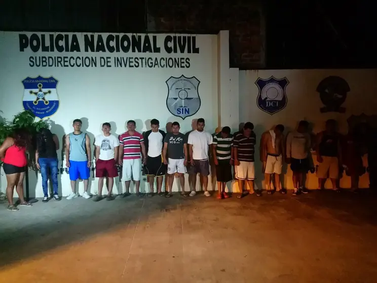 Fotografía tomada del Twitter de FGR