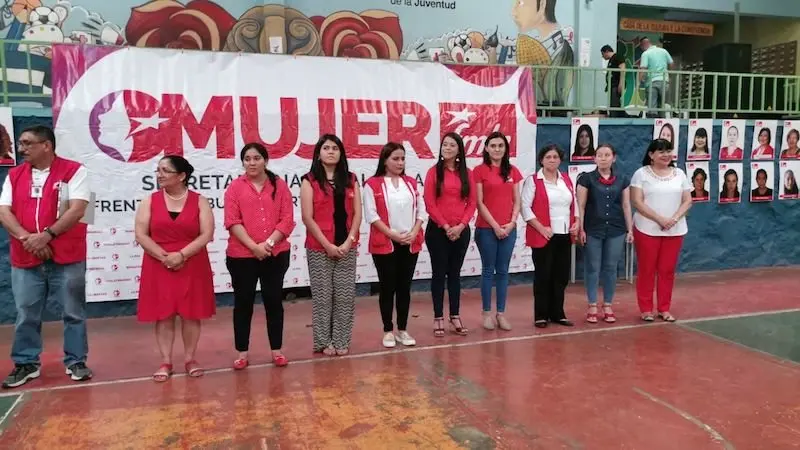mujeres ganadoras internas fmln