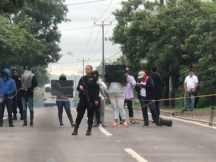 Carretera Comalapa protesta