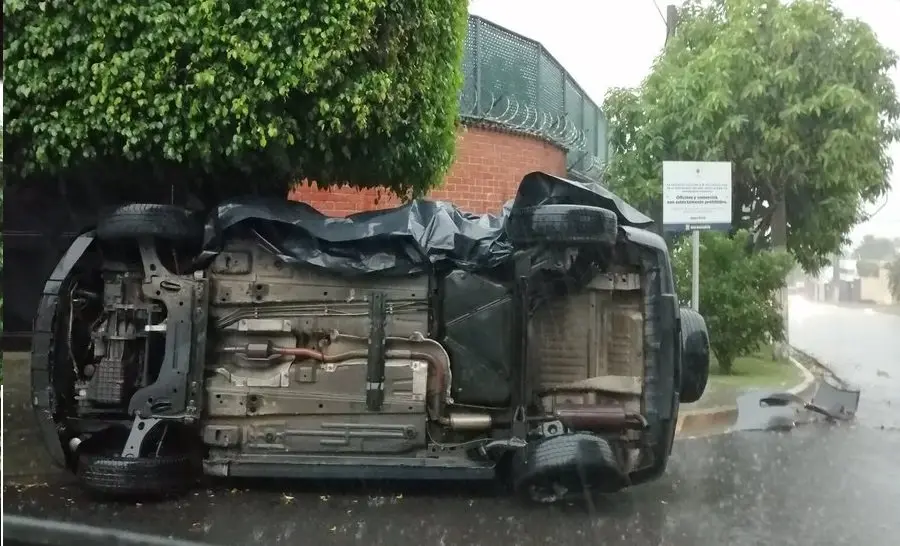 Volcado en la Escalón