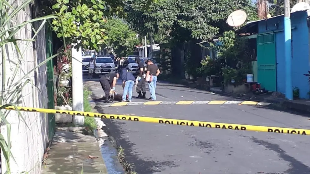 Mujer asesinada en colonia Santa Rita