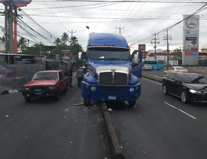 Rastra en bulevar del Ejercito