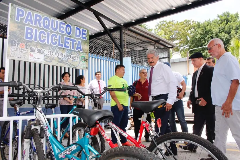 Parque de bicicletas de la Asamblea