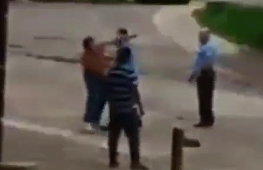 buseros se pelean en terminal de Sonsonate