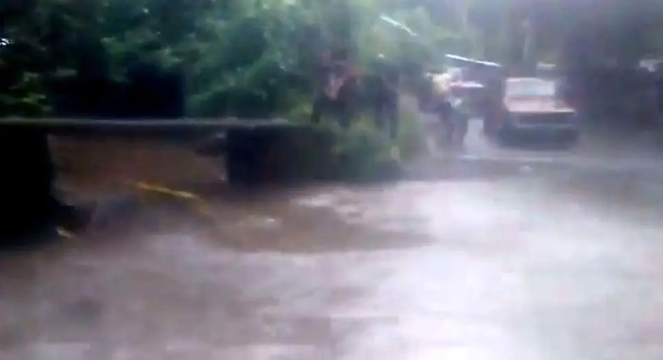 Niños arrastrados en La Libertad 2