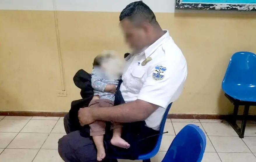 Rescatan un bebé en San Vicente