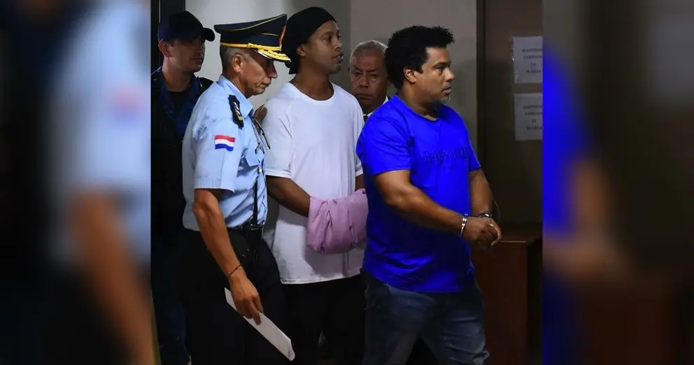 ronaldinho en los tribunales