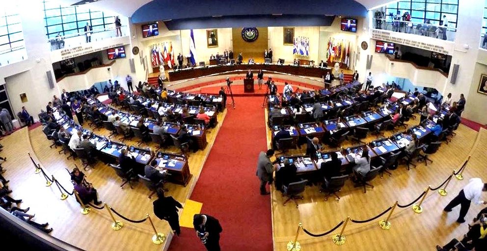 Diputados en la Asamblea Legislativa