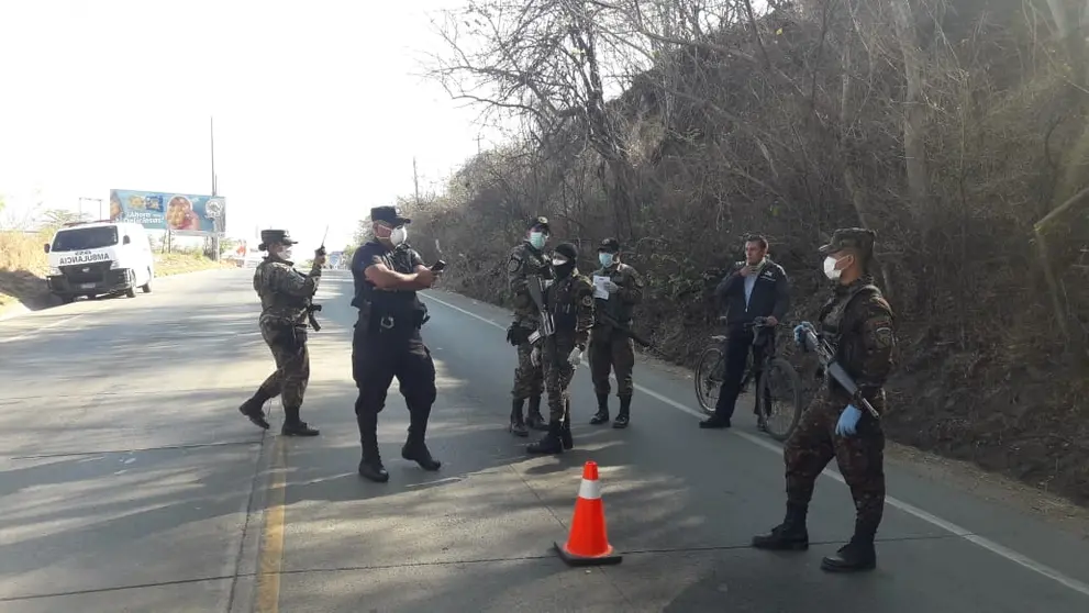 Policía en Metapán