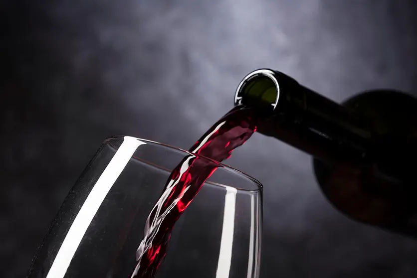 ¿Por qué no beber alcohol durante el aislamiento?
