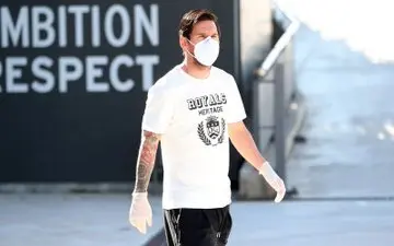 Messi con mascarilla