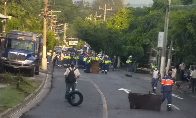 Protesta de empleados de San Salvador