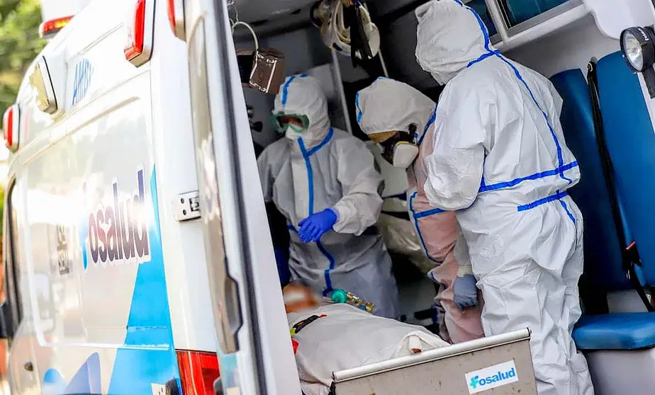 Paciente con coronavirus trasladado al nuevo hospital Foto tomada de Hospital El Salvador