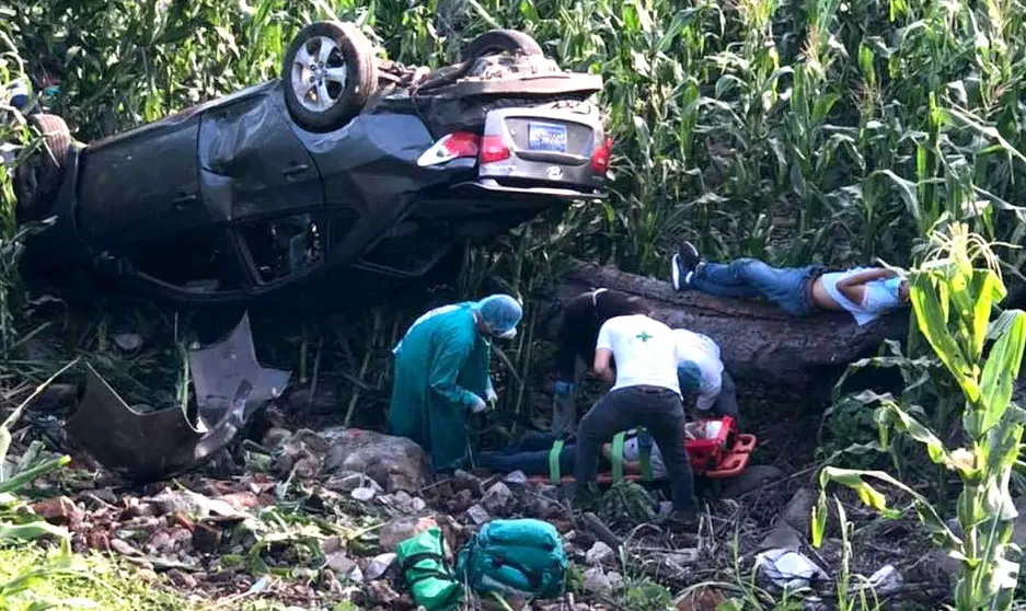 Accidente en calle a Sensuntepeque Foto tomada de Cruz Verde Ilobasco 2