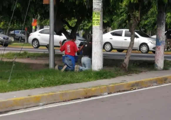 Vendedores orando