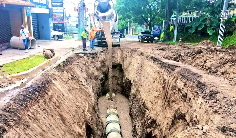 Cárcava en La Mascota Foto tomada de la RRSS del ministro de Obras Públicas Romeo Herrera