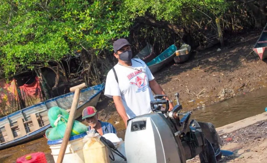 Pescador en Jiquilisco