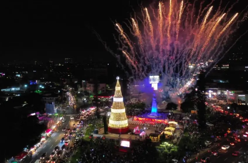 Árbol de El Salvador del Mundo