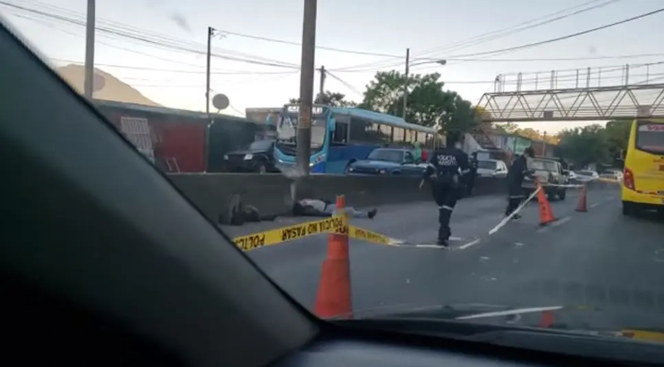 Motociclista en la Troncal