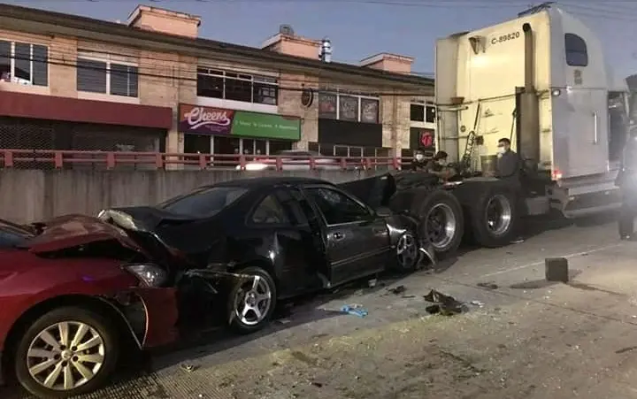 Accidente en redondel masferrer