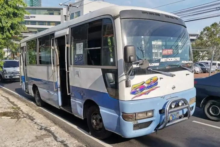 Asaltao en microbús de la 52