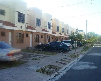 Residencial Villa Flores