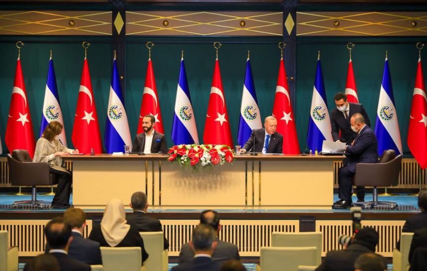 Se firman seis convenios con Turquía