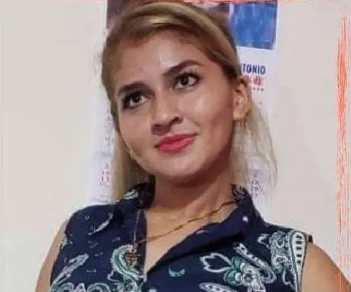 Mujer de 27 años