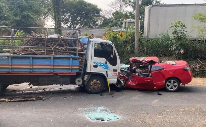 Un muerto y siete heridos