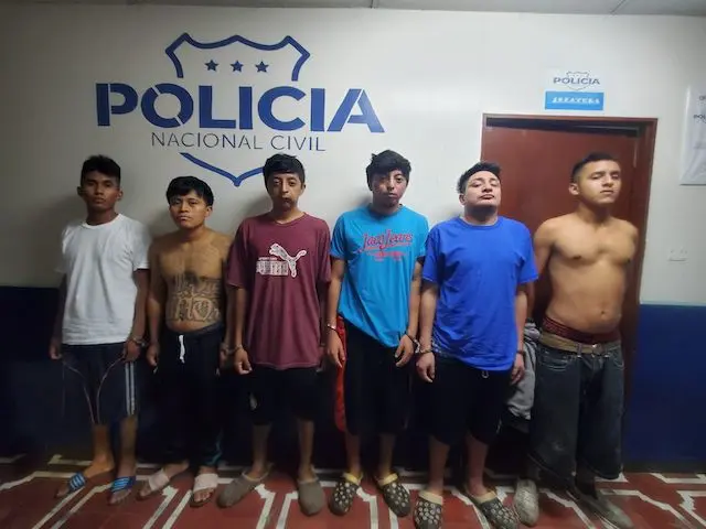 Pandilleros shadows park locos sureños detenidos por PNC