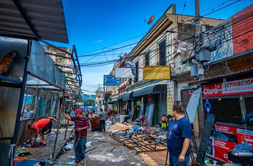 Vendedores de calle Arce