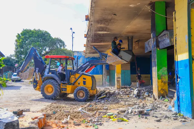 MERCADO SAN MIGUELITO DEMOLICION-DOM