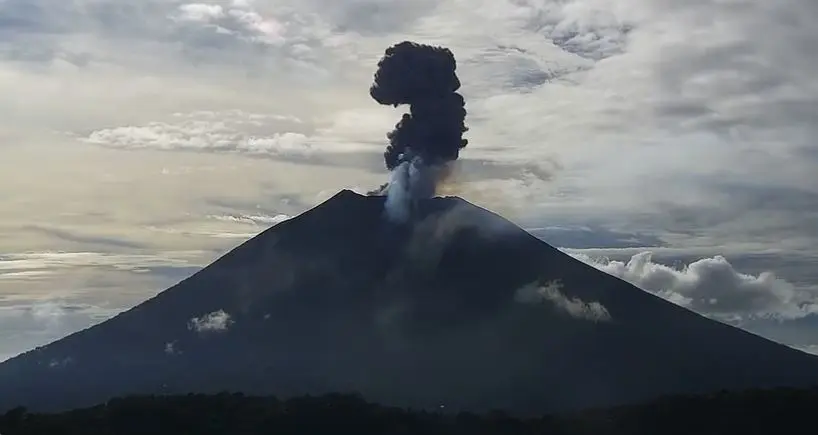 Continúan explosiones en el Chaparrastique