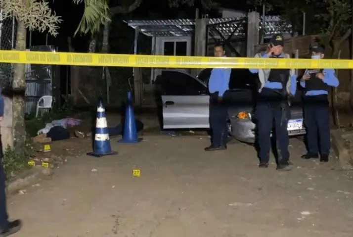 Cuatro asesinados en cantina