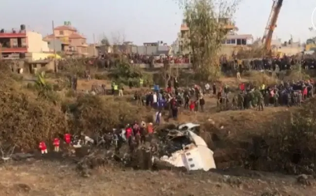 Avión se estrella en Nepal