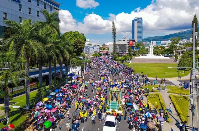 Desfile del Comercio -3-08-2023