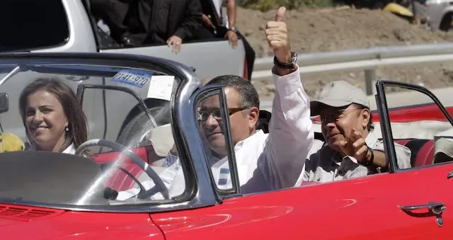 Hugo Barrientos Clará carros clásicos Mauricio Funes