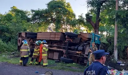 Bus ruta 383 9 fallecidos y 19 lesionados