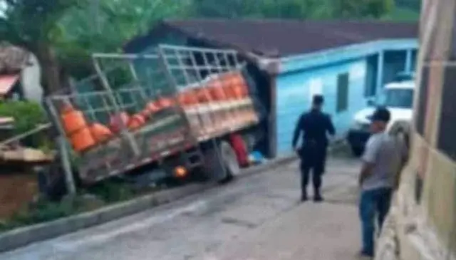 Esperanza Melgar Hernández víctima atropellada Ojos de Agua Chalatenango