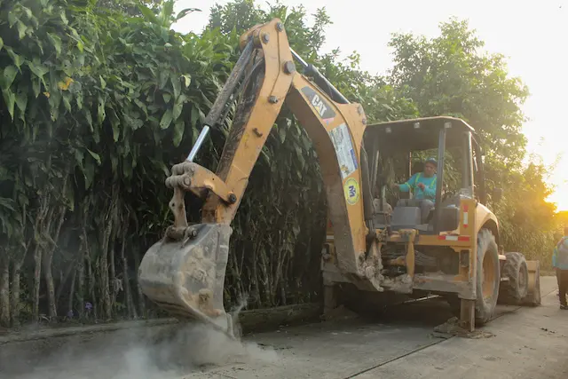 Extensión de Plan Nacional de Bacheo en Mercedes La Ceiba, La Paz