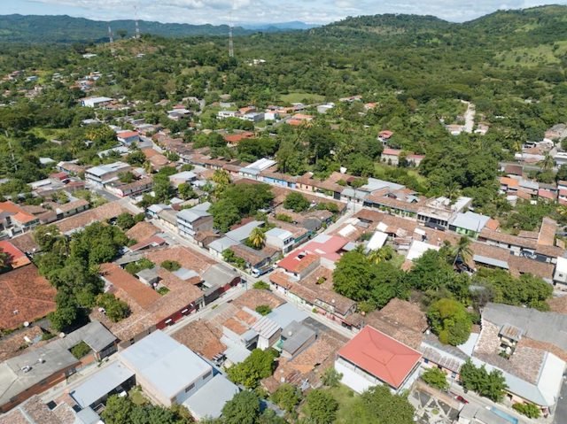 Entregan calles de San Isidro, Cabañas, Plan Nacional de Bacheo-DOM-1