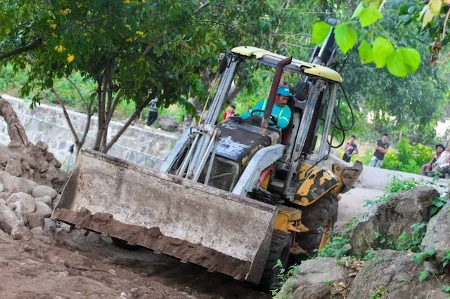 Renovación de calle en San Cayetano Istepeque, San Vicente