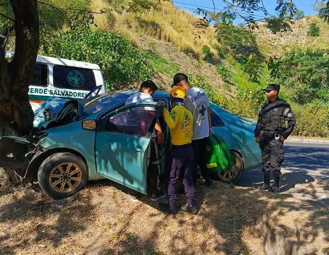 Conductora fallecida en Ciudad Arce 28-12-2023