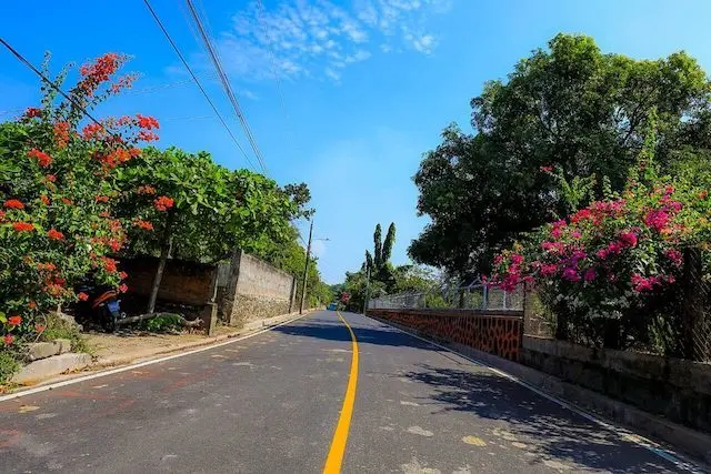 Entregan calles renovadas El Tránsito, San Miguel