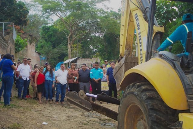 Inician mejoramiento de calles en San Buenaventura Usulután