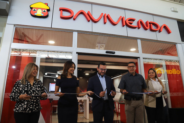 Inauguración de la Agencia Digital Davivienda en Metrocentro Lourdes, La Libertad, el 21 de febrero de 2024.
Foto Banco Davivienda por/ Salvador Melendez