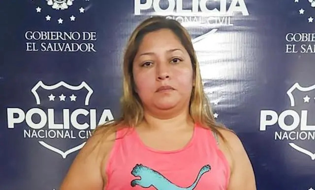 Roxana Guadalupe Valencia Morales, atrapada para empezar a cumplir pena de 15 años por provisión de armas, municiones y explosivos y agrupaciones ilícitas a la MS-13