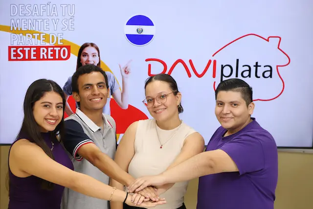 Conferencia de prensa para anunciar el Hackaton Davivienda 2024, el 21 de marzo de 2024, en Universidad José Matías Delgado.
Foto Banco Davivienda por/ Salvador Meléndez