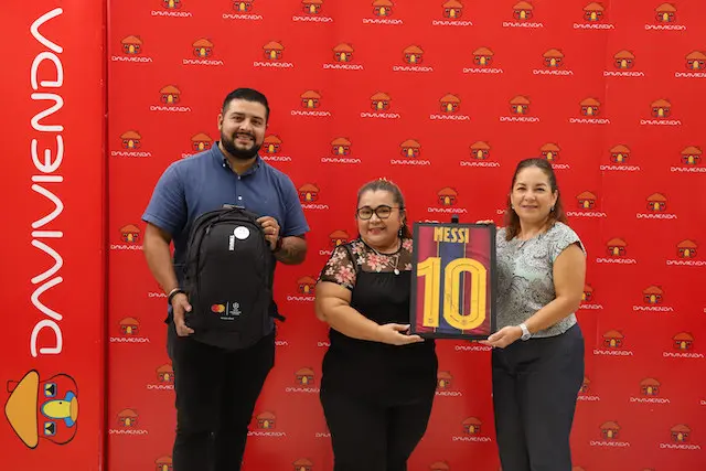 Última entrega de premios “Grite Gol” por compras con Tarjetas de Crédito Davivienda, en Centro Financiero, en San Salvador, El Salvador, el 17 de Abril de 2024.
Foto Banco Davivienda/ Salvador Meléndez